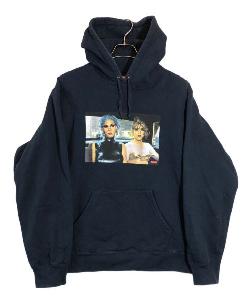 SUPREME（シュプリーム）SUPREME (シュプリーム) Nan Goldin Misty and Jimmy Paulette Hooded Sweatshirt ネイビー サイズ:Lの古着・服飾アイテム