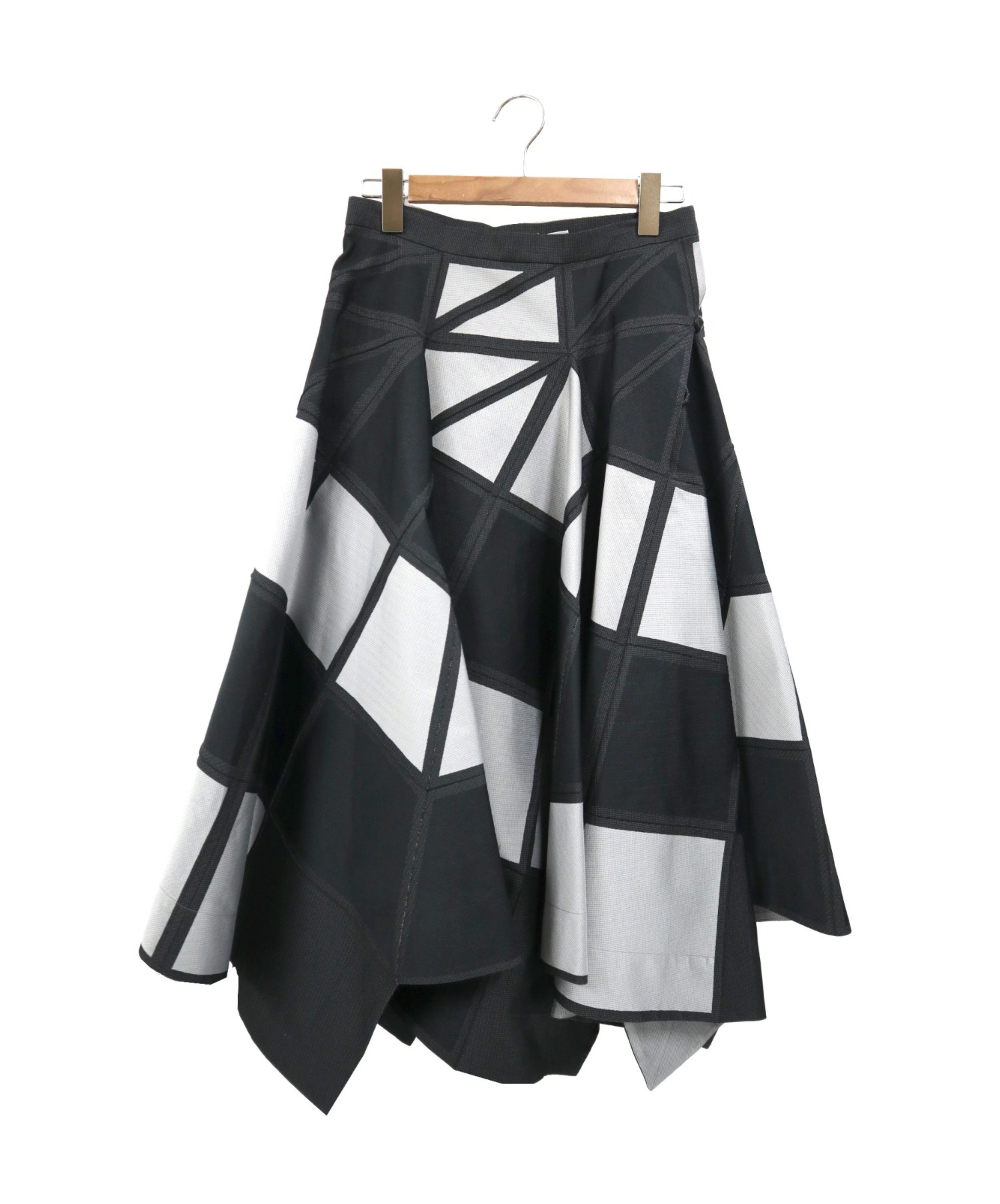 ISSEY MIYAKE スカートファッション - thedesignminds.com