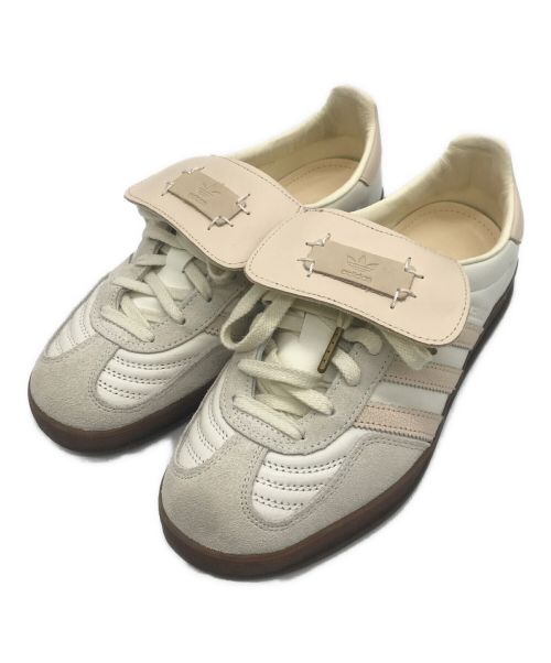 adidas（アディダス）adidas (アディダス) GAZELLE INDOOR FOOT INDUSTRY ベージュ サイズ:24.5cmの古着・服飾アイテム