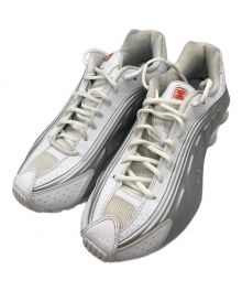 NIKE（ナイキ）の古着「Women's Shox R4 "White and Metallic Silver"」｜ホワイト