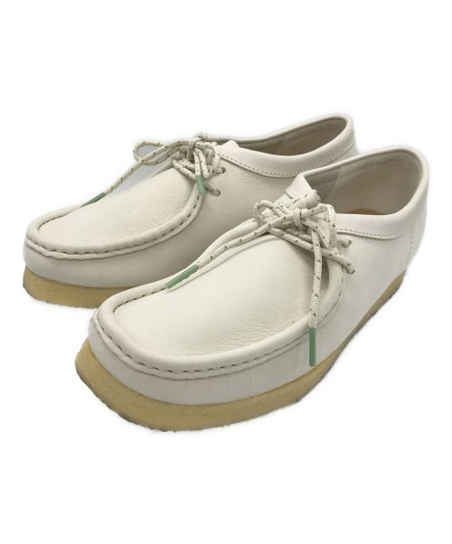 CLARKS（クラークス）CLARKS (クラークス) Wallabee Off White Nubuck(ワラビー オフ ホワイト ヌバック) ホワイト サイズ:US8の古着・服飾アイテム