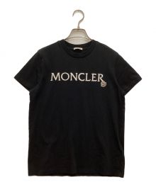 MONCLER（モンクレール）の古着「ロゴ刺繍Tシャツ　クルーネック　MAGLIA MANICHE CORTE」｜ブラック