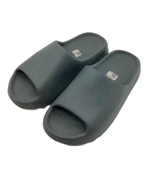 adidas（アディダス）adidas (アディダス) yeezy slide / イージースライド グレー サイズ:28.5の古着・服飾アイテム