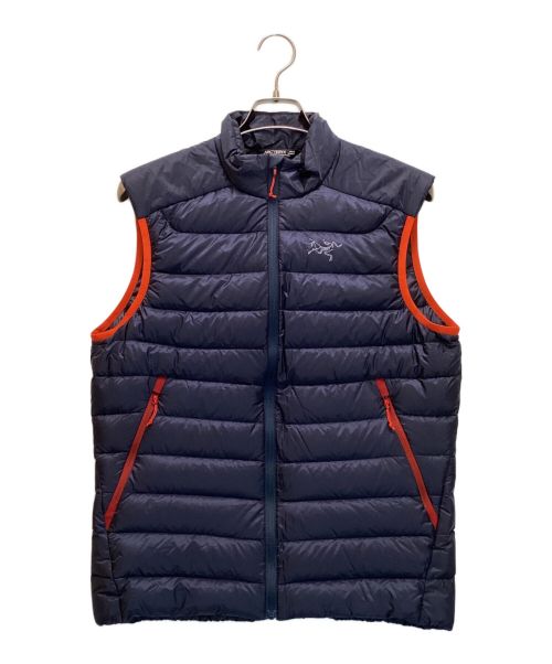 ARC'TERYX（アークテリクス）ARC'TERYX (アークテリクス) Cerium LT VEST / セリウム LT ダウンベスト ネイビー サイズ:Sの古着・服飾アイテム