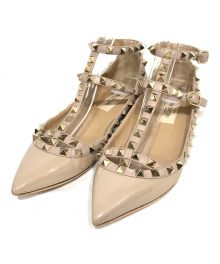 VALENTINO（ヴァレンティノ）の古着「ロックスタッズバレリーナ ストラップパンプス」｜ベージュ