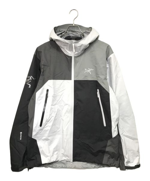 ARC'TERYX（アークテリクス）ARC'TERYX (アークテリクス) BEAMS (ビームス) BETA JACKET M-BEAMS ベータ ジャケット トランクイル グレー×ブラック(Tranquil) サイズ:Lの古着・服飾アイテム