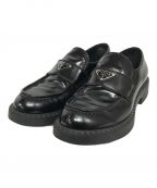 PRADAプラダ）の古着「35mm Loafer Black BRUSHED Leather ローファー」｜ブラック