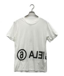 MM6 Maison Margiela（エムエムシックス メゾンマルジェラ）の古着「ロゴプリントTシャツ」｜ホワイト