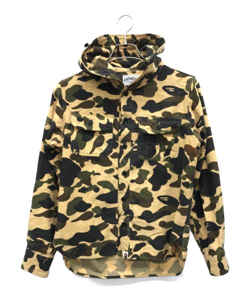 A BATHING APE（アベイシングエイプ）A BATHING APE (アベイシングエイプ) 迷彩柄フーデッドシャツ ベージュ サイズ:Sの古着・服飾アイテム