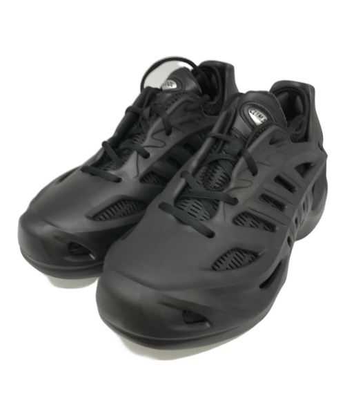 adidas（アディダス）adidas (アディダス) スニーカー ブラック サイズ:US8の古着・服飾アイテム