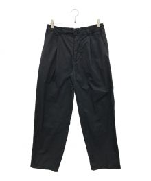 STILL BY HAND（スティルバイハンド）の古着「Garment-dye deep tuck pants」｜ブラック