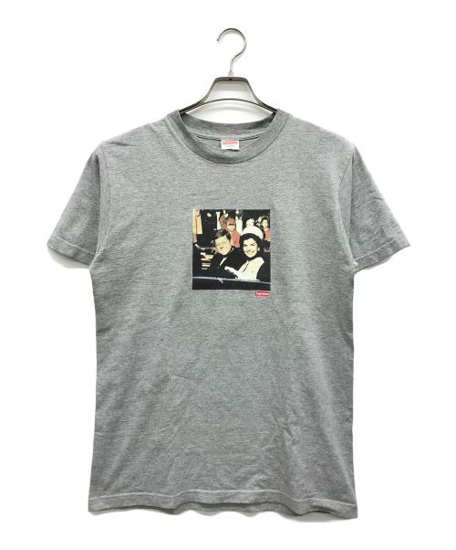 SUPREME（シュプリーム）Supreme (シュプリーム) JFK KENNEDY TEE グレー サイズ:Mの古着・服飾アイテム