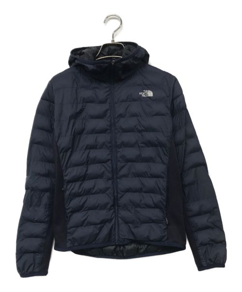 THE NORTH FACE（ザ ノース フェイス）THE NORTH FACE (ザ ノース フェイス) ハイブリット レッド ラン フーディー ネイビー サイズ:Mの古着・服飾アイテム