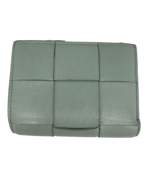 BOTTEGA VENETA（ボッテガベネタ）BOTTEGA VENETA (ボッテガベネタ) CASSETTE SMALL BI-FOLD ZIP WALLET セージグリーンの古着・服飾アイテム