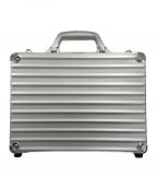 RIMOWAリモワ）の古着「アタッシュケース」｜シルバー