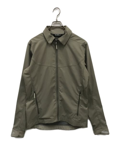 ARC'TERYX（アークテリクス）ARC'TERYX (アークテリクス) A2B Commuter Hardshell Jacket カーキ サイズ:Sの古着・服飾アイテム