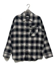 MONCLER（モンクレール）の古着「CAMICIA チェック 長袖シャツ/H10912F00002 549XX」｜ホワイト×ブラック