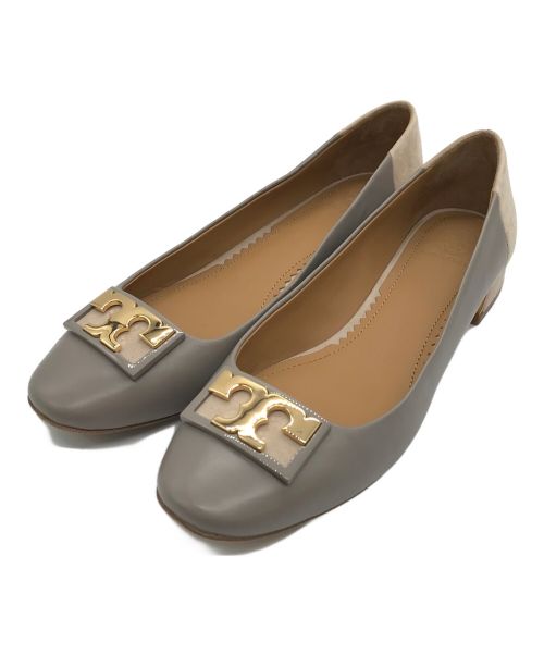 TORY BURCH（トリーバーチ）TORY BURCH (トリーバーチ) GIGI ROUNDED－TOE/パンプス グレー×ベージュ サイズ:SIZE 7.5Mの古着・服飾アイテム