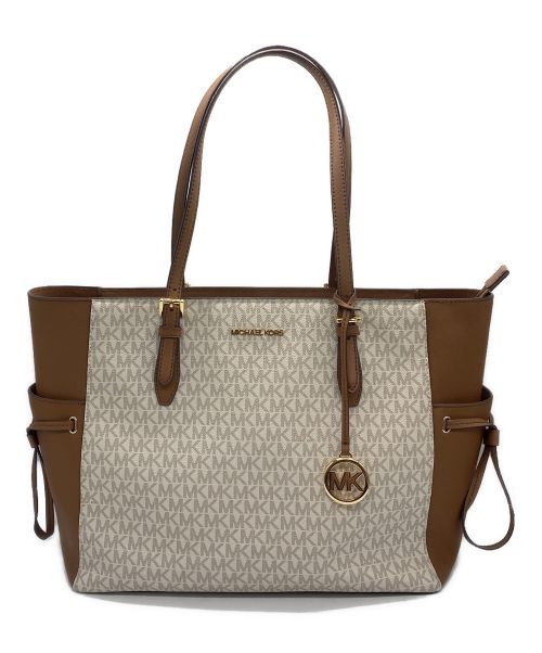 MICHAEL KORS（マイケルコース）MICHAEL KORS (マイケルコース) GILLY LG DRWSTG TRVL TOTE/35S1G2GT7B ホワイト×ブラウンの古着・服飾アイテム