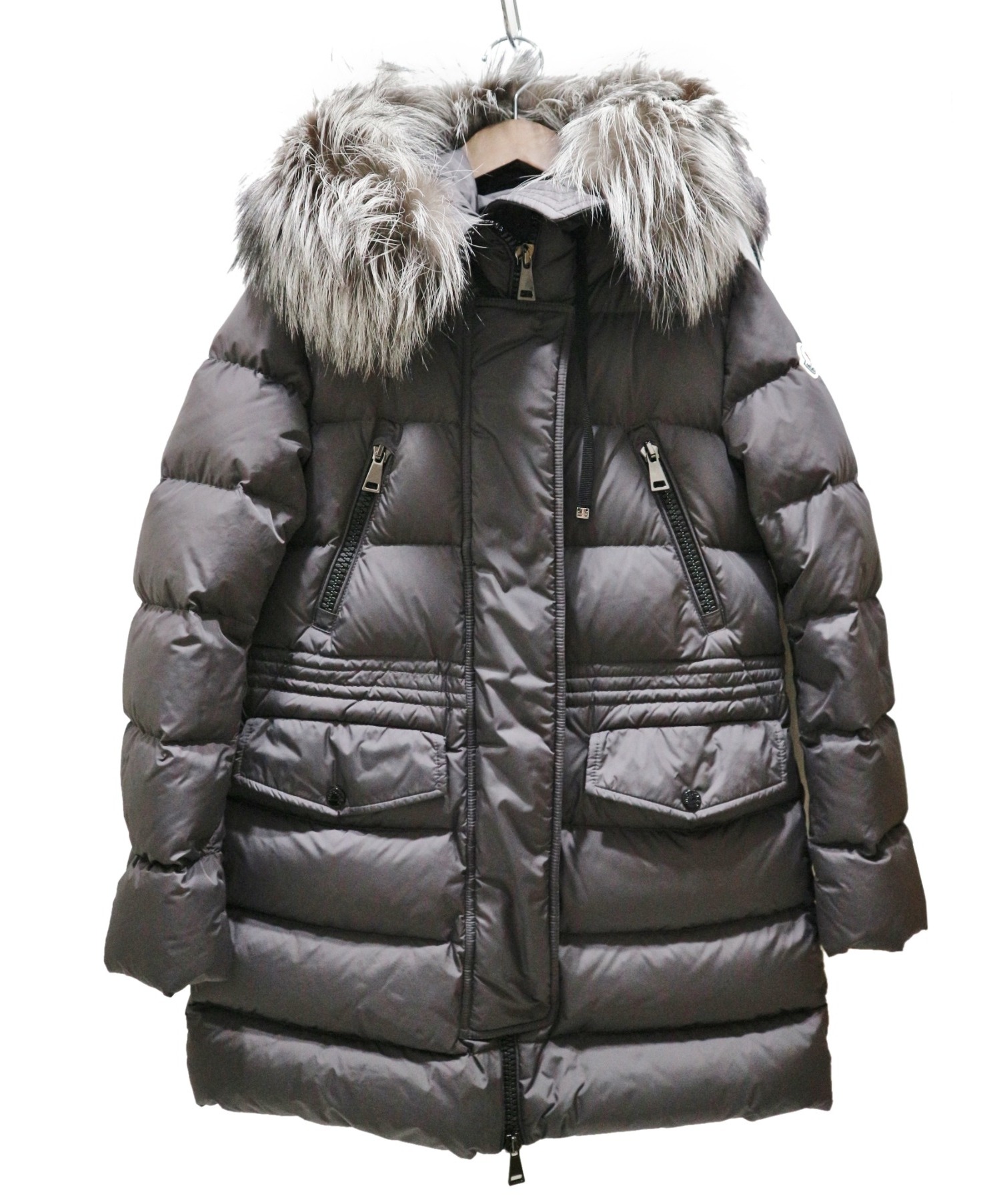 中古 古着通販 Moncler モンクレール Aphrotiダウンコート グレー サイズ Size 0 19aw シルバーフォックスファー E ブランド 古着通販 トレファク公式 Trefac Fashion