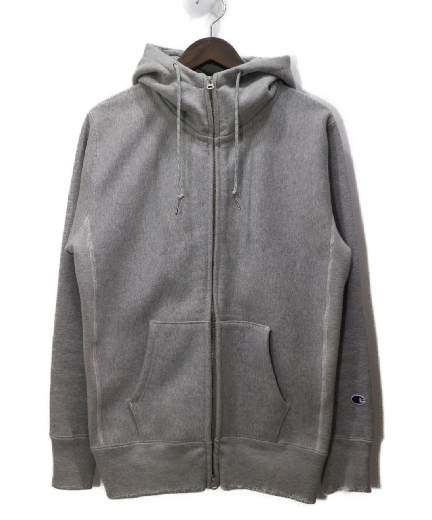 中古 古着通販 Champion Reverse Weave チャンピオンリバースウィーブ ジップパーカー グレー サイズ Size L Windstopper 定価22 800円 税 ブランド 古着通販 トレファク公式 Trefac Fashion