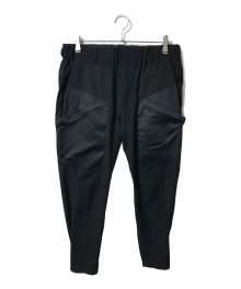 WHITE MOUNTAINEERING×THE TOKYO（ホワイトマウンテ二アニング×ザトーキョー）の古着「EX. STRETCHED HYBRID JOGGER PANTS」｜ブラック