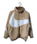 NIKEナイキ）の古着「BIG SWOOSH SHERPA JAKET」｜ベージュ