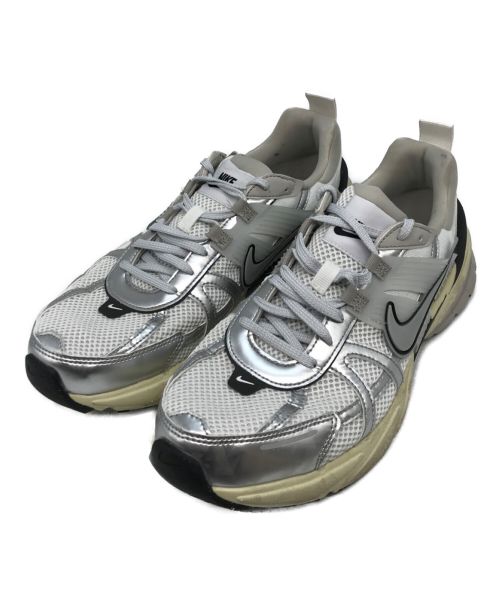 NIKE（ナイキ）NIKE (ナイキ) V2K Run グレー サイズ:US11.5/UK9/EUR44の古着・服飾アイテム