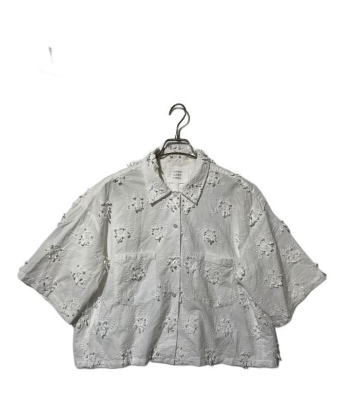 crinkle crinkle crinkle（クリンクル クリンクル クリンクル）crinkle crinkle crinkle (クリンクル クリンクル クリンクル) 3D embroidery S/S shirts ホワイト サイズ:Fの古着・服飾アイテム