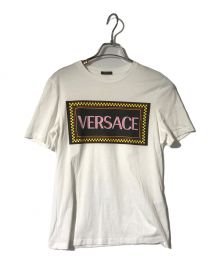 GIANNI VERSACE（ジャンニ・ヴェルサーチ）の古着「ロゴプリントカットソー」｜ホワイト