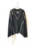 MAISON SPECIALメゾンスペシャル）の古着「Oni-Waffle Embroidery Prime-Over V-Neck Knit Pullover」｜ブラック