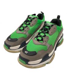 BALENCIAGA（バレンシアガ）の古着「Triple S」｜グリーン