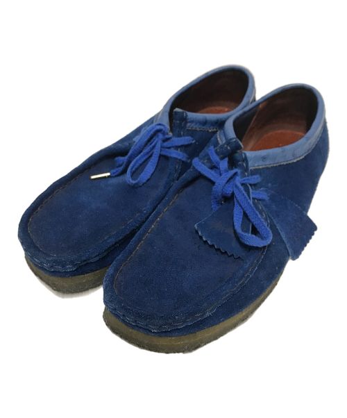 CLARKS（クラークス）CLARKS (クラークス) stussy (ステューシー) ワラビーシューズ ブルー サイズ:UK7 1/2の古着・服飾アイテム