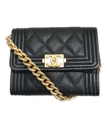 CHANEL（シャネル）の古着「ボーイシャネル キャビアスキンショルダーウォレット」｜ブラック