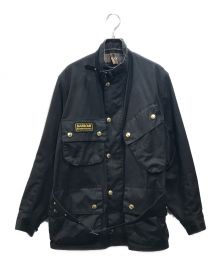 Barbour（バブアー）の古着「INTERNATIONAL オイルドジャケット」｜ブラック