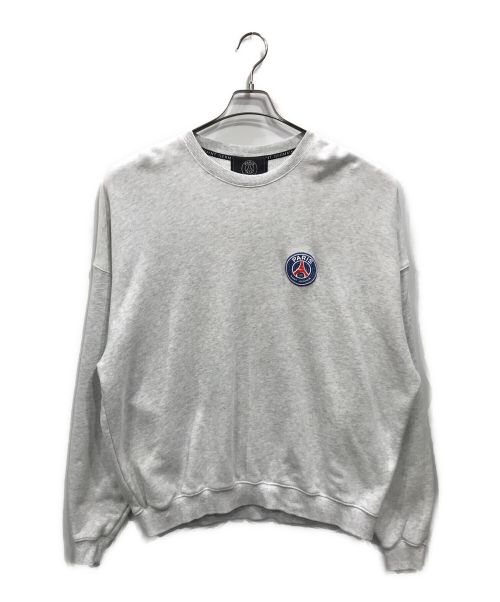 Paris Saint-Germain（パリ・サン ジェルマン）PARIS SAINT-GERMAIN (パリ・サン ジェルマン) JP EMBLEM LOGO SWEAT グレー サイズ:Lの古着・服飾アイテム