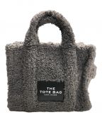 MARC JACOBSマークジェイコブス）の古着「THE TEDDY SMALL TRAVELER TOTE BAG」｜グレー