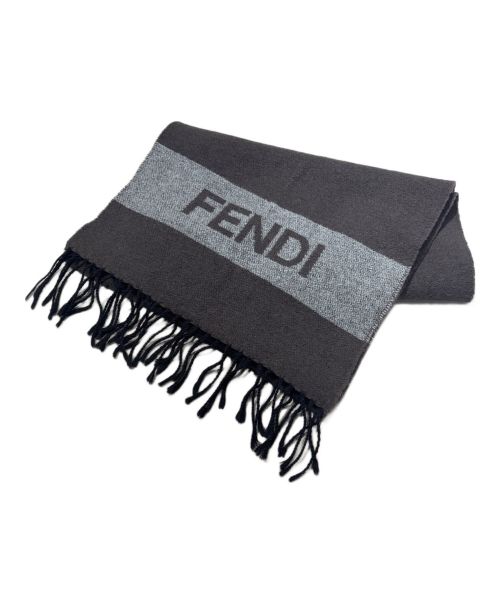 FENDI（フェンディ）FENDI (フェンディ) ロゴマフラー グレーの古着・服飾アイテム