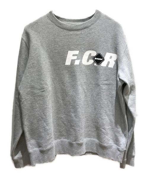 F.C.R.B.（エフシーアールビー）F.C.R.B. (エフシーアールビー) STRADDLE LOGO CREW NECK SWEAT グレー サイズ:Mの古着・服飾アイテム