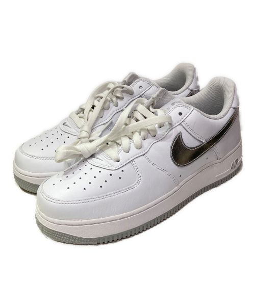 NIKE（ナイキ）NIKE (ナイキ) エア フォース 1 LOW Color of the Month ホワイト サイズ:27cmの古着・服飾アイテム