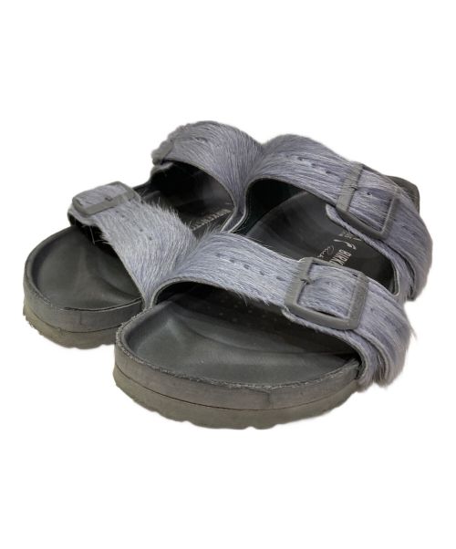 BIRKENSTOCK（ビルケンシュトック）BIRKENSTOCK (ビルケンシュトック) RICK OWENS (リックオウエンス) ファーサンダル グレー サイズ:41の古着・服飾アイテム