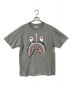 A BATHING APE（ア ベイシング エイプ）の古着「シャークプリントTシャツ」｜グレー