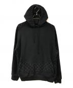 LOUIS VUITTONルイ ヴィトン）の古着「Monogram circle cut hoodie（モノグラムサークルカットフーディー）」｜ブラック