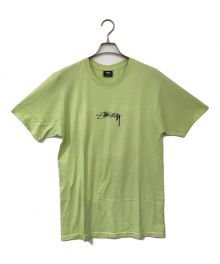 stussy（ステューシー）の古着「ロゴ刺繍Tシャツ」｜グリーン