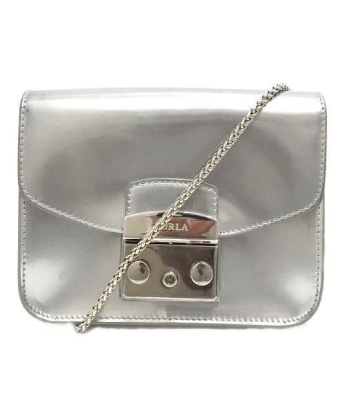 FURLA（フルラ）FURLA (フルラ) メトロポリスショルダーバッグ シルバーの古着・服飾アイテム