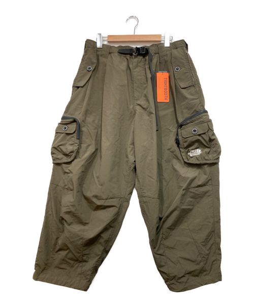 TIGHTBOOTH PRODUCTION（タイトブースプロダクション）TIGHTBOOTH PRODUCTION (タイトブースプロダクション) BALLOON CARGO PANTS カーキ サイズ:XL 未使用品の古着・服飾アイテム