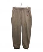 SUPREMEシュプリーム）の古着「Small Box Sweatpant (スモール　ボックス　スウェットパンツ)」｜ベージュ