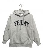 FRAGMENT DESIGNフラグメントデザイン）の古着「UNIVERSITY FRGMT UNV Hoodie」｜グレー