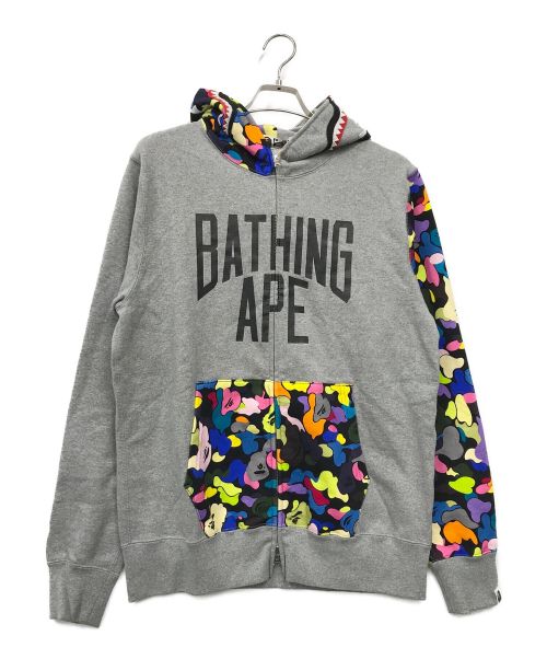 A BATHING APE（アベイシングエイプ）A BATHING APE (アベイシングエイプ) シャークパーカー グレー サイズ:Lの古着・服飾アイテム