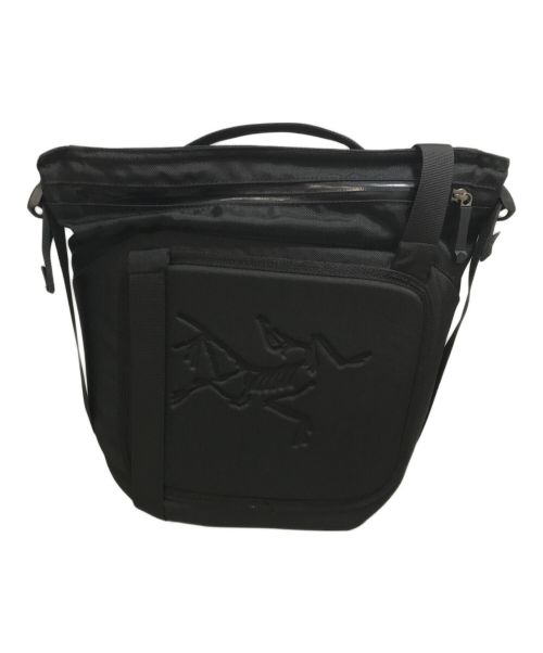 ARC'TERYX（アークテリクス）ARC'TERYX (アークテリクス) ARRO 8 SHOULDER BAG ブラックの古着・服飾アイテム